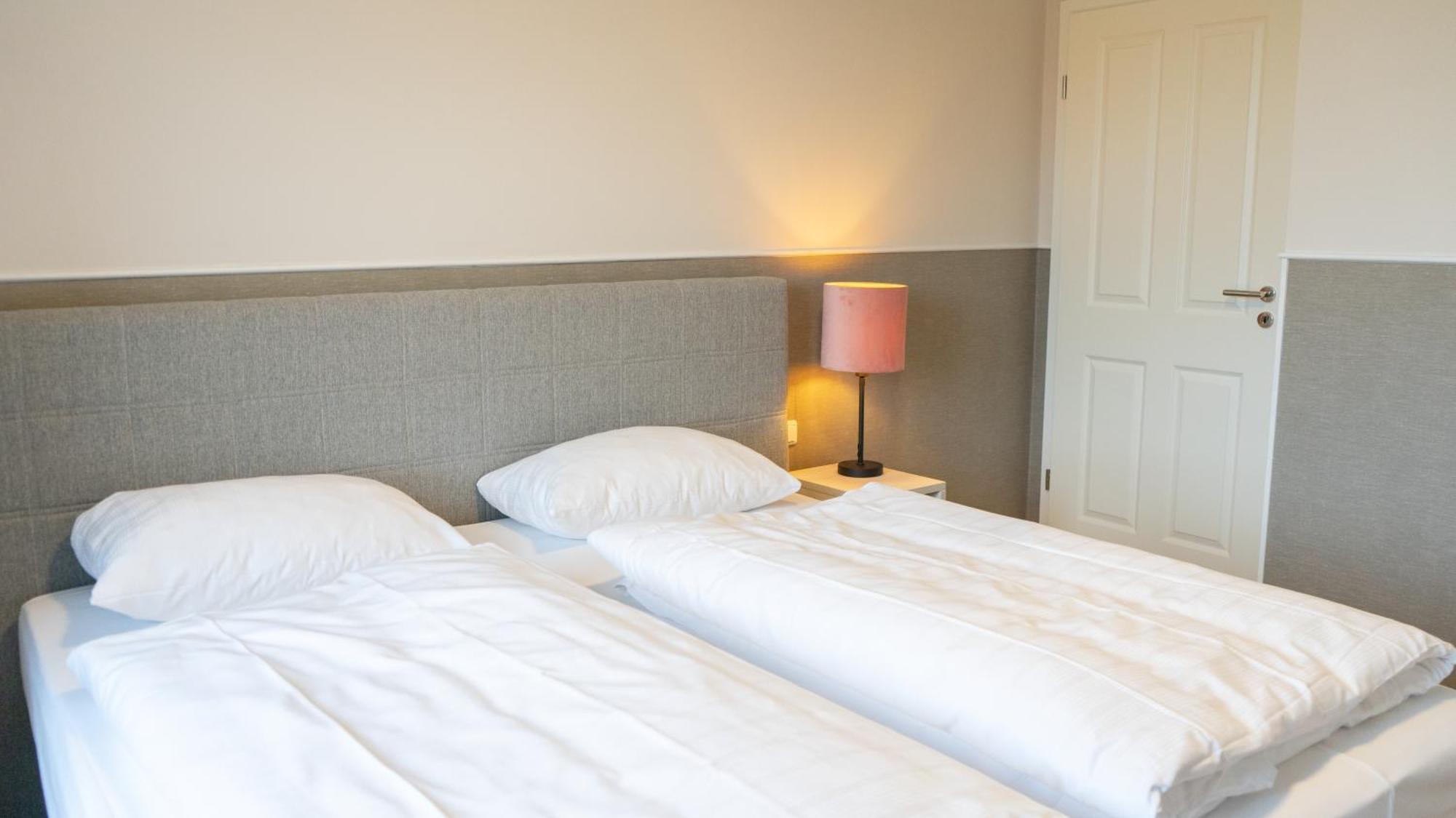 Landgut Basthorst Apartment Crivitz Bagian luar foto